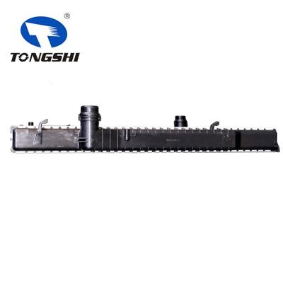 适用于宝马X5 E53 4.4i 00-03 MT散热器 OEM： 1439103