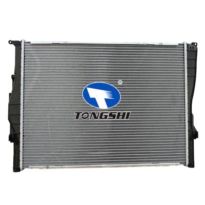 适用于宝马 E81-E82-E87-E88 116i 04- MT散热器 OEM： 17117521046