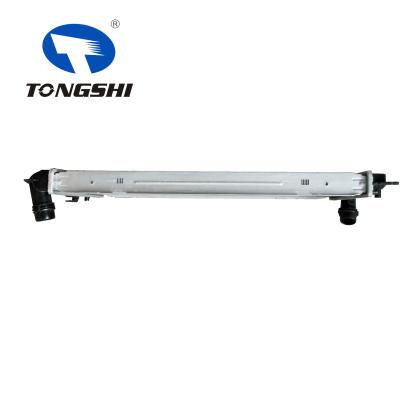 适用于宝马3E90 318d M47 N2 05- MT散热器  OEM：17117558480