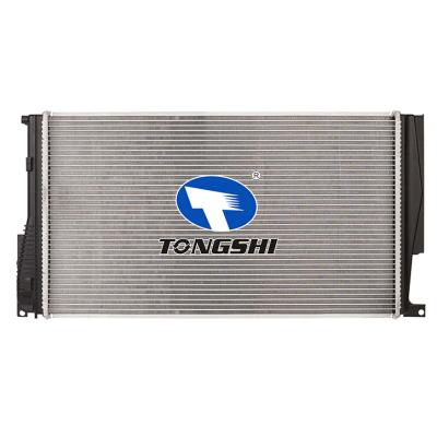 适用于宝马2 SERUES 2.0L L4 14- /3 F30 328IT散热器 OEM：17117618807