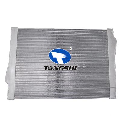 适用于宝马X5 E70 3.0 SD 07-/X6 E71-E72 X6 30DX 08- MT散热器 OEM：1711.7.533.472