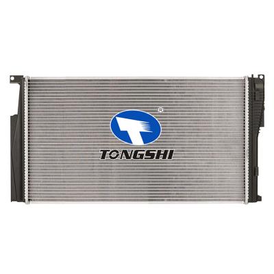 适用于宝马1 F20-F21 114 D 11- MT散热器 OEM：17117600516/7600516