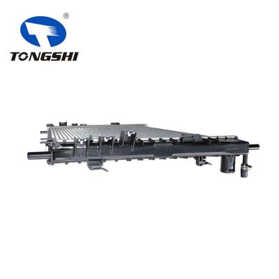 适用于捷豹X-TYRE 2.0 D V6 3.0L散热器 OEM : C2S042756