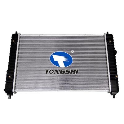 适用于宝骏630 1.5L AT散热器