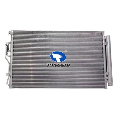 适用于现代圣达非 3.5L V6 10-12/起亚 索兰托 LX V6 3.3L 11-12冷凝器 OEM : 976061U100