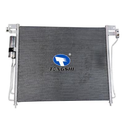 适用于尼桑 FRONTIER DESERT RUNNER V6 4.0L 13-17/FRONTIER LE L4 2.4L 11-15冷凝器 OEM : 92100-EA500