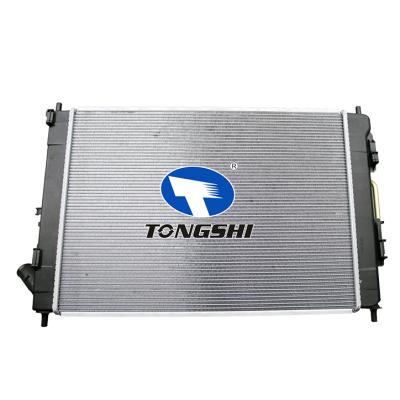 适用于现代伊兰特1.8l/2.0 14-15 AT散热器