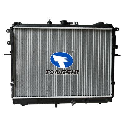适用于马自达 E2000(99-) MT散热器 OEM : R2S2-15-200B