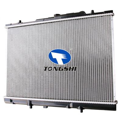 适用于三菱 MONTERO SPORT 97-03 MT散热器