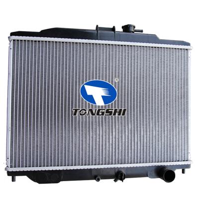 适用于日产尼桑 URVAN'06- MT散热器