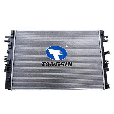 适用于日产尼桑NP300 16- AT散热器