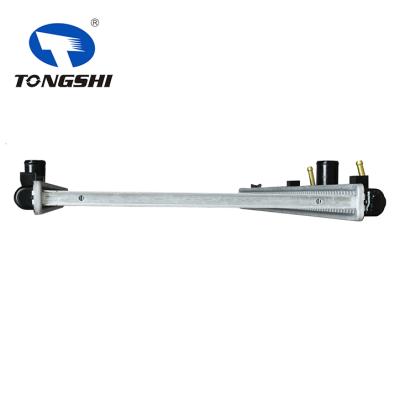 适用于丰田花冠AE110 98-00 AT散热器 OEM：16400-15500/16400-15501/16400-16690/16400-15600/1640015500