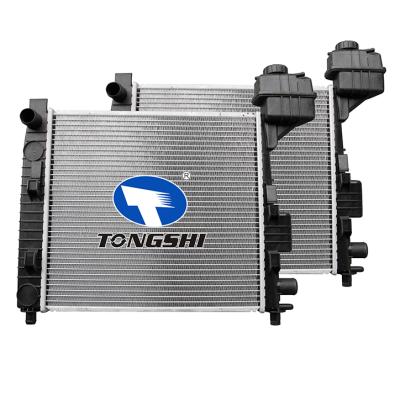 适用于奔驰 A-CLASS W168 A140散热器 OEM : 1685000002