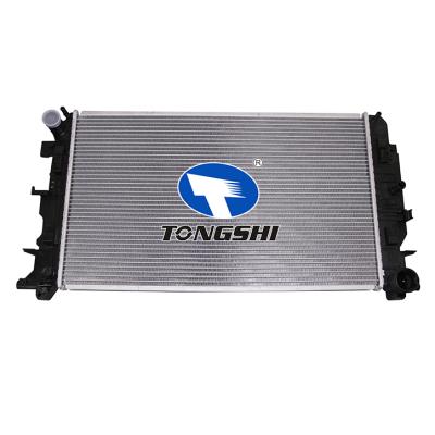 适用于奔驰 SPRINER 2500 V6 3.0L散热器 OEM : 906 500 00 02