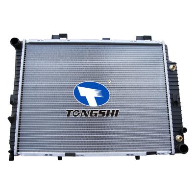 适用于奔驰 W 210 E 200 CDI 95- AT散热器 OEM : 210 500 61 03