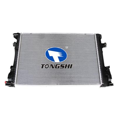 适用于奔驰 CLA CLASS 2.0L I4 TURBO/MD CLA 250 2.0L L4 14- MT散热器 OEM : A2465001303