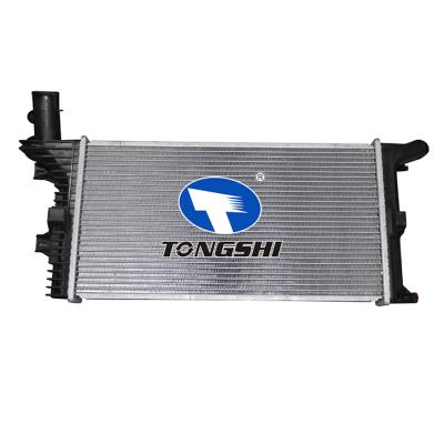 适用于奔驰 MERCEDES ATEGO散热器 OEM：A9735000903