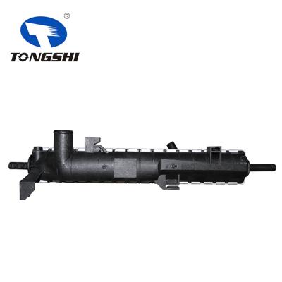 适用于福特蒙迪欧 2.0i16V 93- MT散热器 OEM : 1029616