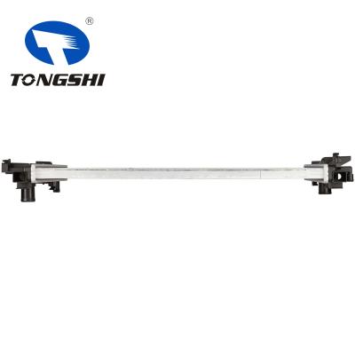 适用于福特金牛座 2.0T 15- MT散热器 OEM：GR238005AD