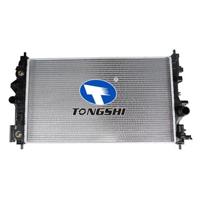适用于科瑞兹1.8L L4/1.4L 14 TURBO 09- AT散热器 OEM : 1300306/13311079
