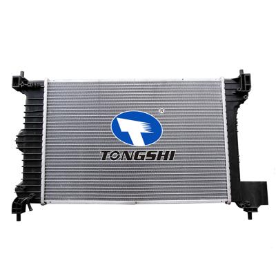 适用于雪佛兰CHEVROLET SONIC L4 1.8L 12-14 MT散热器