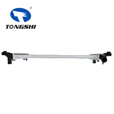 适用于RAM 1500 V8 5.9L 98-01 MT散热器