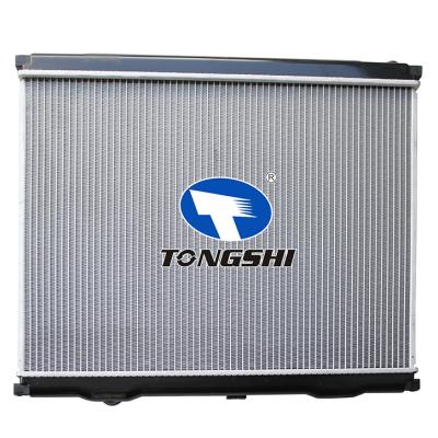 适用于起亚索兰托 2.5 DIESEL 02-06 AT散热器 OEM : 25310-3E300