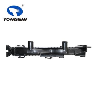 适用于雷诺梅甘娜 1.5 DCI 02- MT散热器 OEM : 8200115542