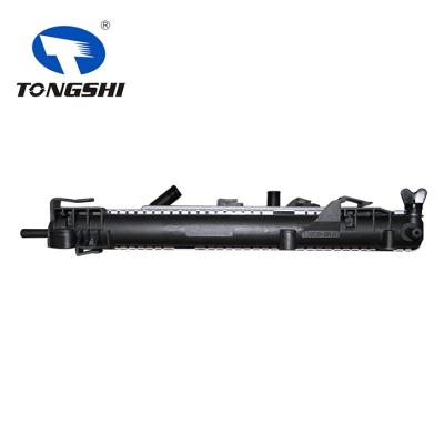 适用于雷诺CLIO 1.9DTI'98-00 MT散热器 OEM：82 00 033 831/82 00 343 476/8200033831/8200343476
