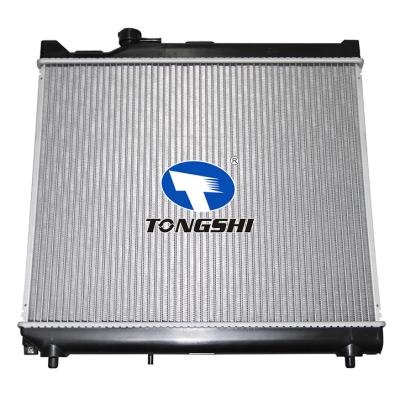 适用于铃木ESCUDO TD32W 98-99 MT散热器 OEM : 17700-78E20