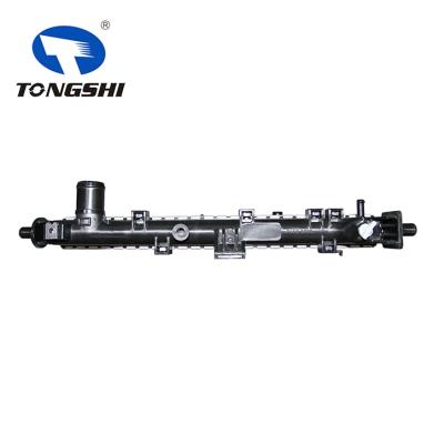 适用于铃木维特拉 1.4 MT散热器 OEM : 1770062M00