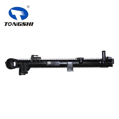适用于标致EVASION/806 1.8I 94- MT散热器 OEM : 1301.P2/P3/W5