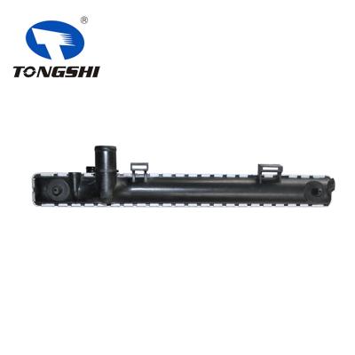 适用于标致1007 1.4HDi 05- MT散热器 OEM : 1330.E6