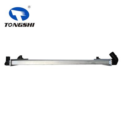 适用于标致406 1.9 SD 95- MT散热器 OEM : 133015