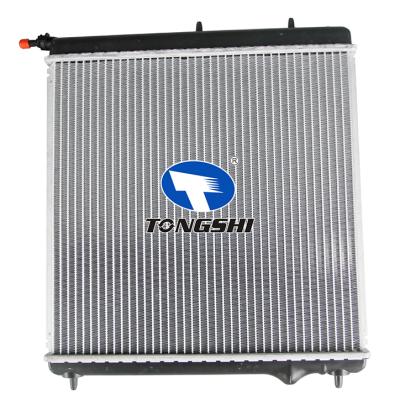 适用于标致雪铁龙 C3 (FG) 1.4I 02- MT散热器 OEM : 1330.C1