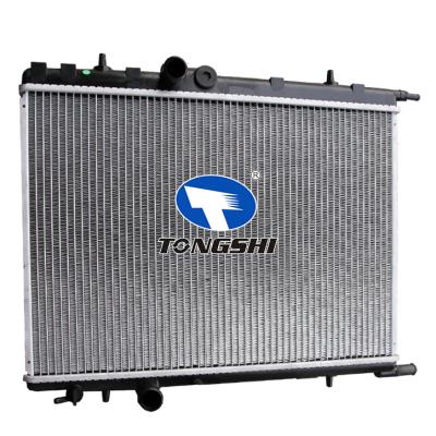 适用于标致206/307 1.6 16V 00- MT散热器 OEM：1330.74/1330.75/1330.C5/1330.H5/1330.H6