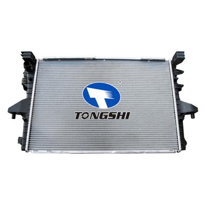 适用于大众迈特威 （7H/7E） 2.0 TDi 03- MT 散热器 OEM : 7E0.121.253 A