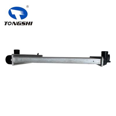 适用于日产尼桑XTERRA'01-02 MT散热器 OEM : 21460-4S100