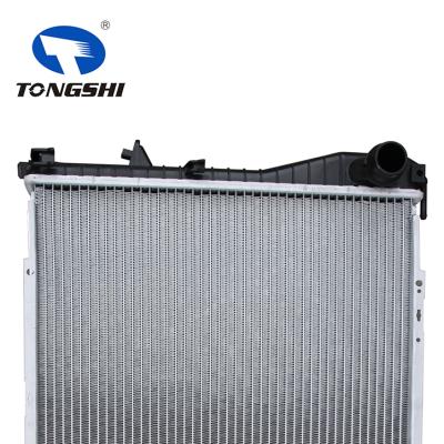 适用于宝马 E39 520 I 散热器 OEM:1436060/1436061/1463061/17111436060/17111436061/17111463061