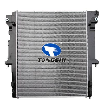 适用于三菱TRITON/L200 2.4T 15- MT散热器 