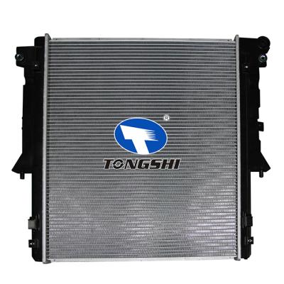 适用于三菱帕杰罗散热器  OEM:MN135120
