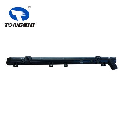 适用于雅绅特GL L4 1.6L 00-04塑胶水室