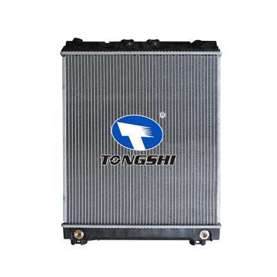 适用于三菱中华坚达 3.5L FUSO 五期散热器