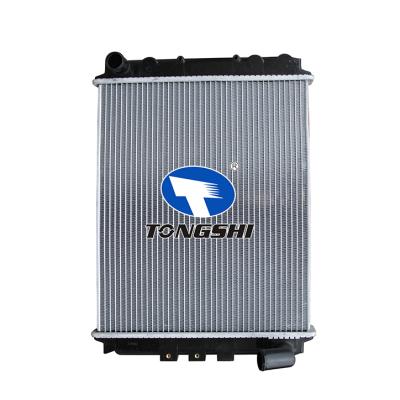 适用于尼桑 VAN 2.4L E24散热器 OEM:21410-G5501/21410G5501