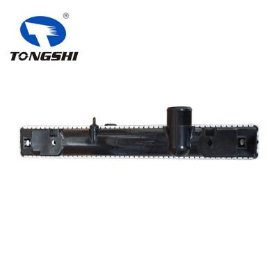适用于三菱 CANTER 3.5 散热器 OEM:ME299317