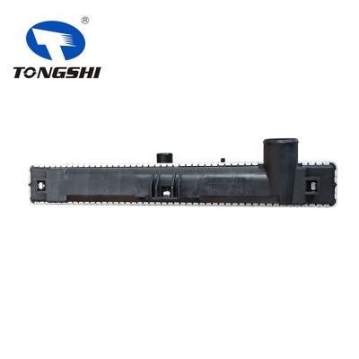 适用于三菱 CANTER 3.5 散热器 OEM:ME299317